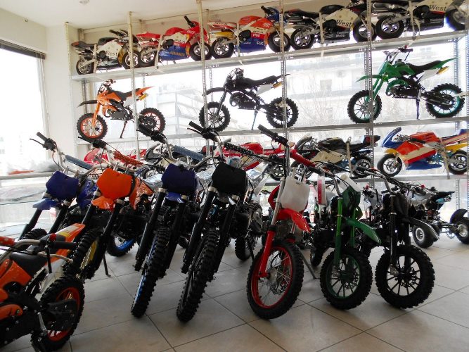 Παιδικά βενζινοκίνητα mini moto motocross στο κατάστημα MOTONOMIKOS